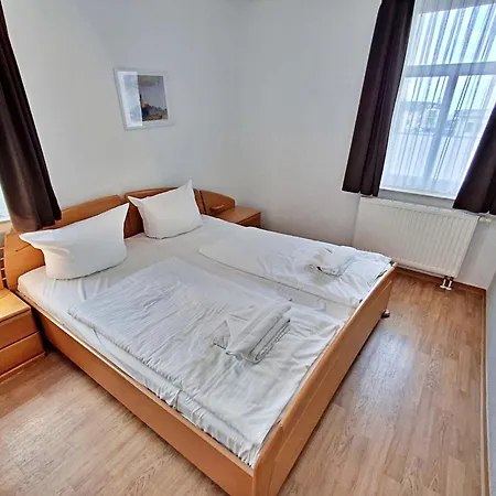 شقة Haus Am Kurpark هيرينجسدورف